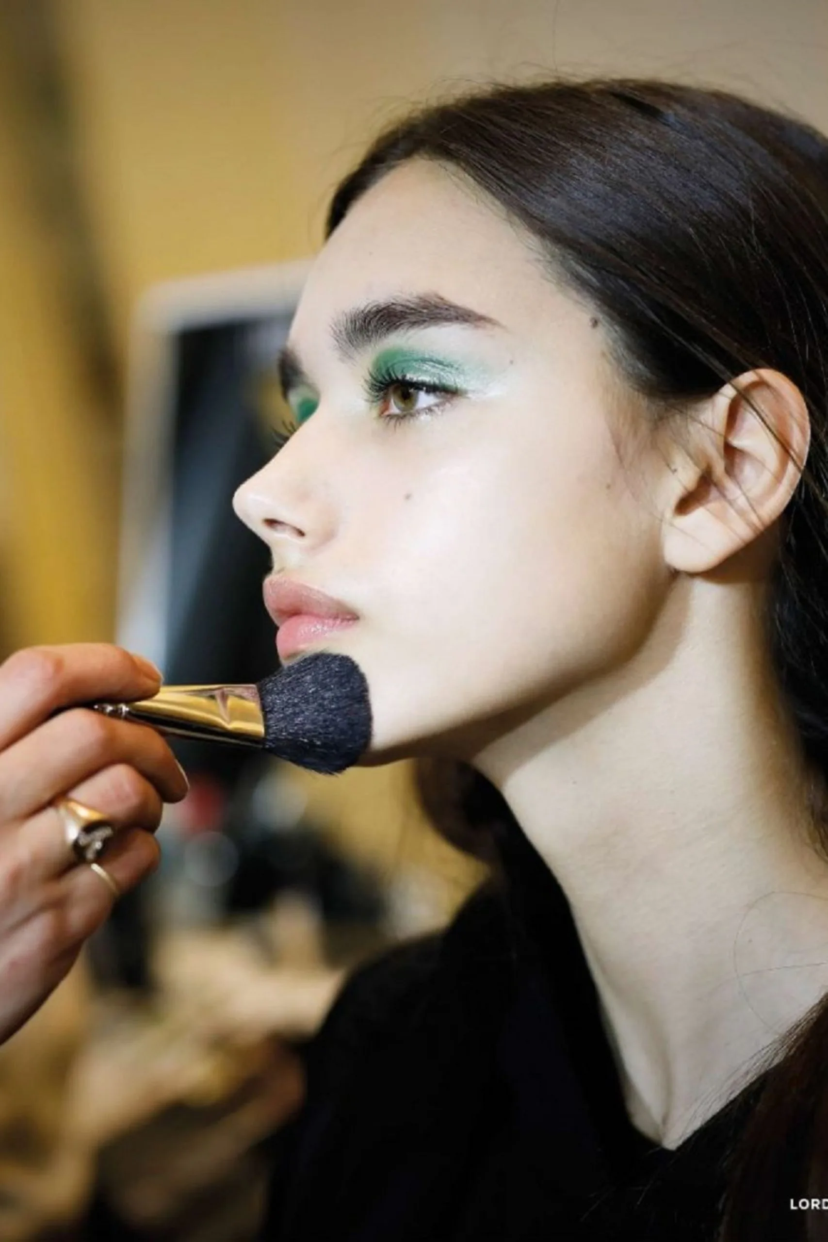 Lord & Berry Gran Finale Setting Loose Powder 6 Lord & Berry Gran Finale Setting Loose Powder - Image 4