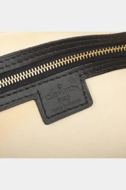 Louis Vuitton Alma Long Monogram Mini Lin Bag -Jewelry Accessories 0d5cc063 aa4a 448d 95d7 2464ed1a39b0 3e39ba59 72e5 4ff6 9a7f dd6235391cb2