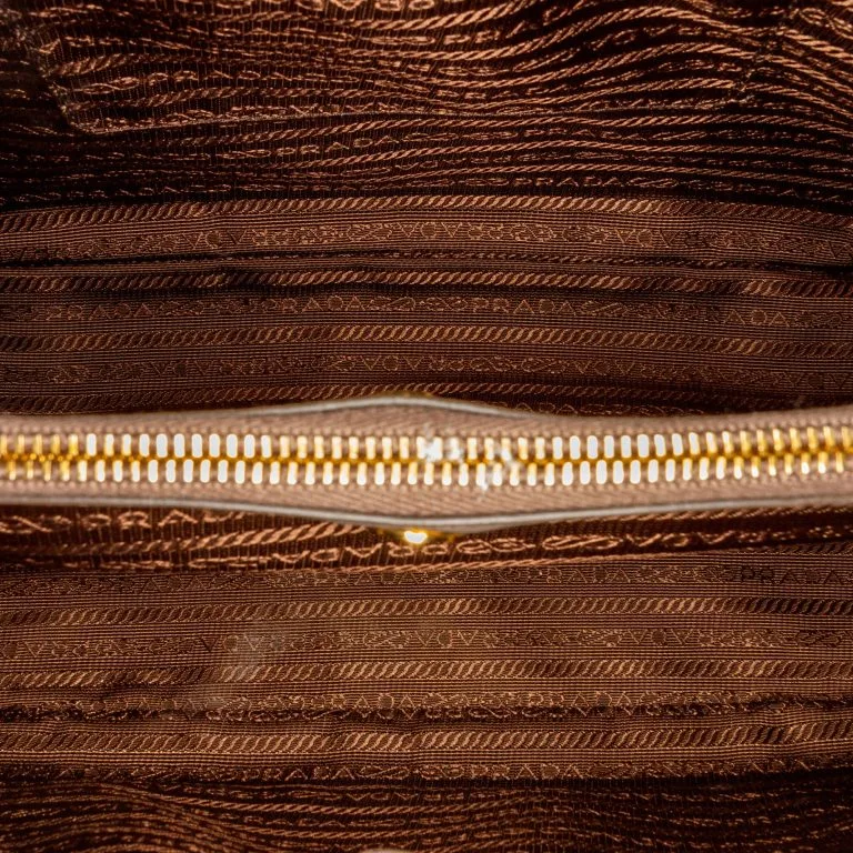 Prada Saffiano Galleria Handbag 8 Prada Saffiano Galleria Handbag - Image 6
