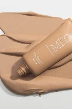 MDO Simon Ourian M.D. Multi-Benefit Skin Tint -Jewelry Accessories 19a5f0c0 388f 45f7 9902 2e37ba732cb7 7cc5fe04 0b61 48bb 8698 5d085ebc418e
