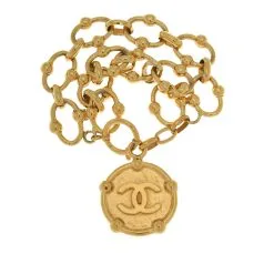 Chanel CC Logo Round Pendant Bracelet 15 Chanel CC Logo Round Pendant Bracelet -Jewelry Accessories 31b337d8 2b6b 44d6 82b0 40178fd9a872