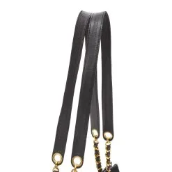 Chanel CC Logo Chain Tote Bag -Jewelry Accessories 56a0cf97 a3b9 4917 88db fd3251916d74 c16caab3 de2b 4e4c b005 87c1645b57f1