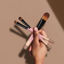 Otis Batterbee The Total Face Makeup Brush Set 21 Otis Batterbee The Total Face Makeup Brush Set -Jewelry Accessories 66e8130c 8dac 477c 9ab4 66153382f901