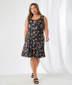 Karen Kane Chloe Dress 16 Karen Kane Chloe Dress -Jewelry Accessories 7a4ab768 cc9e 41e6 8b78 7c69e0a75a9c