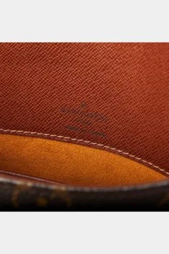 Louis Vuitton Monogram Musette Bag 13 Louis Vuitton Monogram Musette Bag -Jewelry Accessories 9424c442 b22e 4064 9ff5 63610255bbf2 92f32357 78df 4cb3 814c 7f1a0a6f6bbc