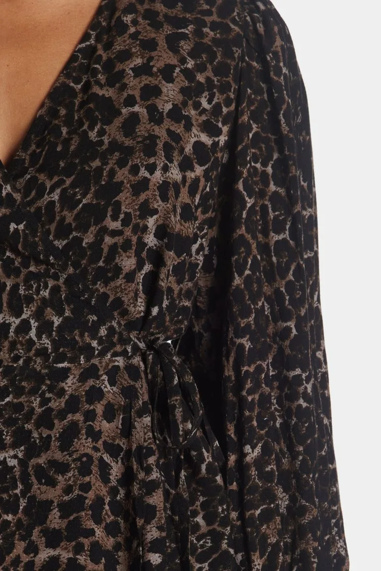 Vero Moda Kittie Long Sleeve Wrap Top 8 Vero Moda Kittie Long Sleeve Wrap Top - Image 6