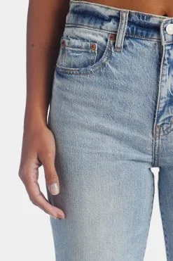 Daze Straight Up High Rise Straight Leg Jeans -Jewelry Accessories ea65b92b 54a1 4f2e 974e 8f0a92c5507d